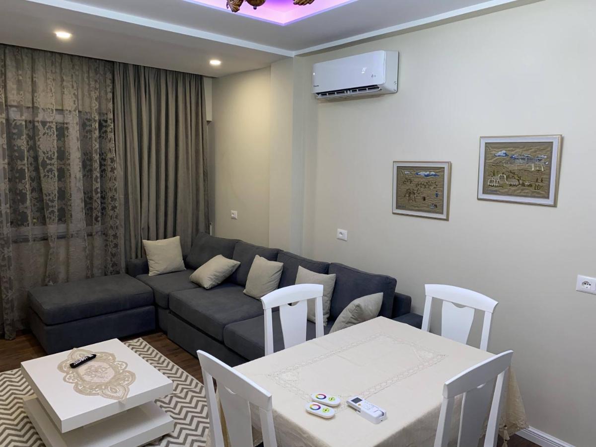 Komatas Modern Apartments In Bllok Area Tirana Zewnętrze zdjęcie